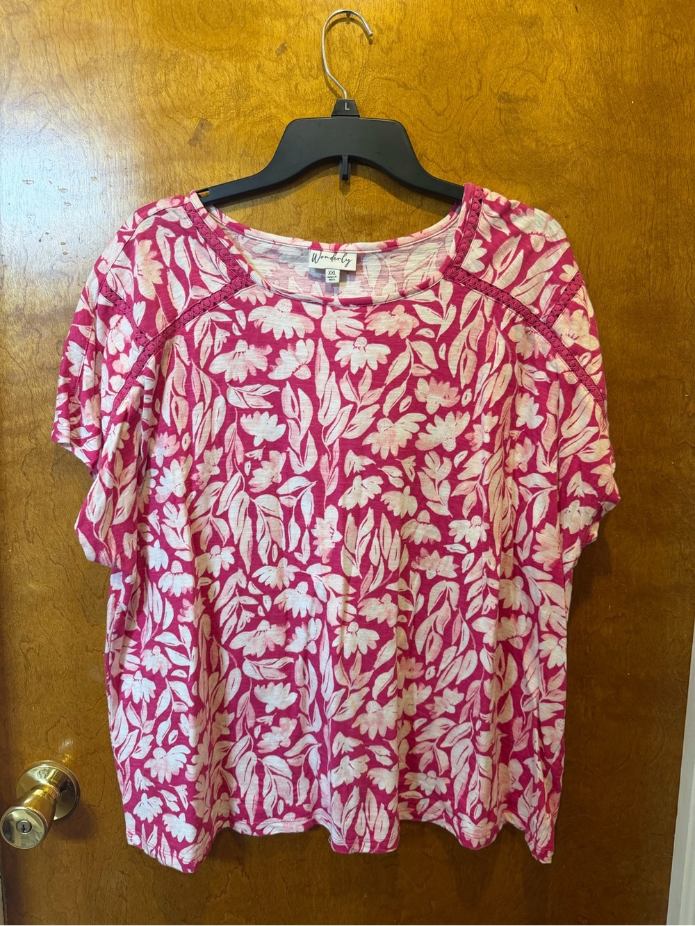 Wonderly pink & white floral short sleeve blouse size XXL top plus sized